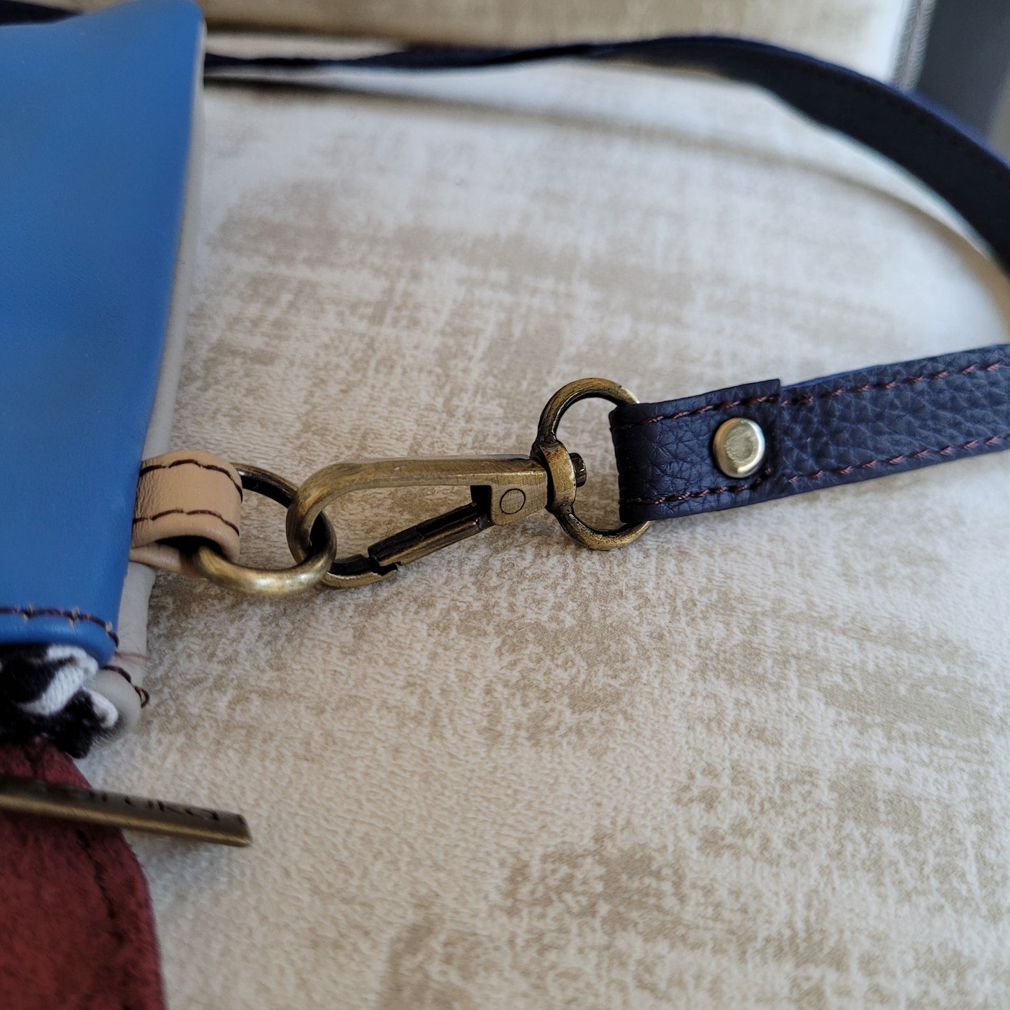 Sac en Cuir Lily Soruka : L'Élégance Unique et Engagée