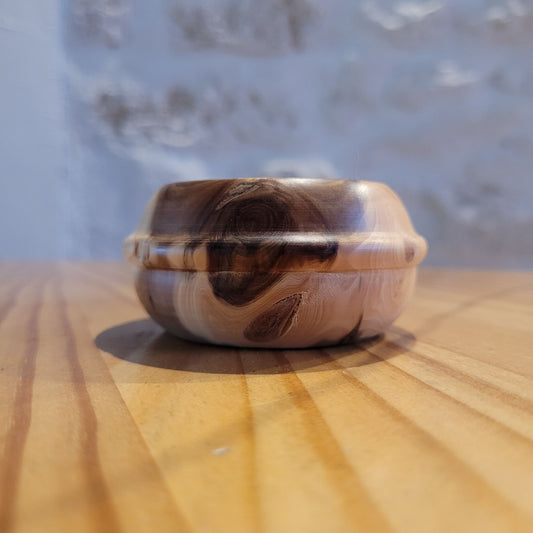 Bougeoir en Bois d'If Tourné – Pièce Unique de Charente-Maritime (Ø7cm)