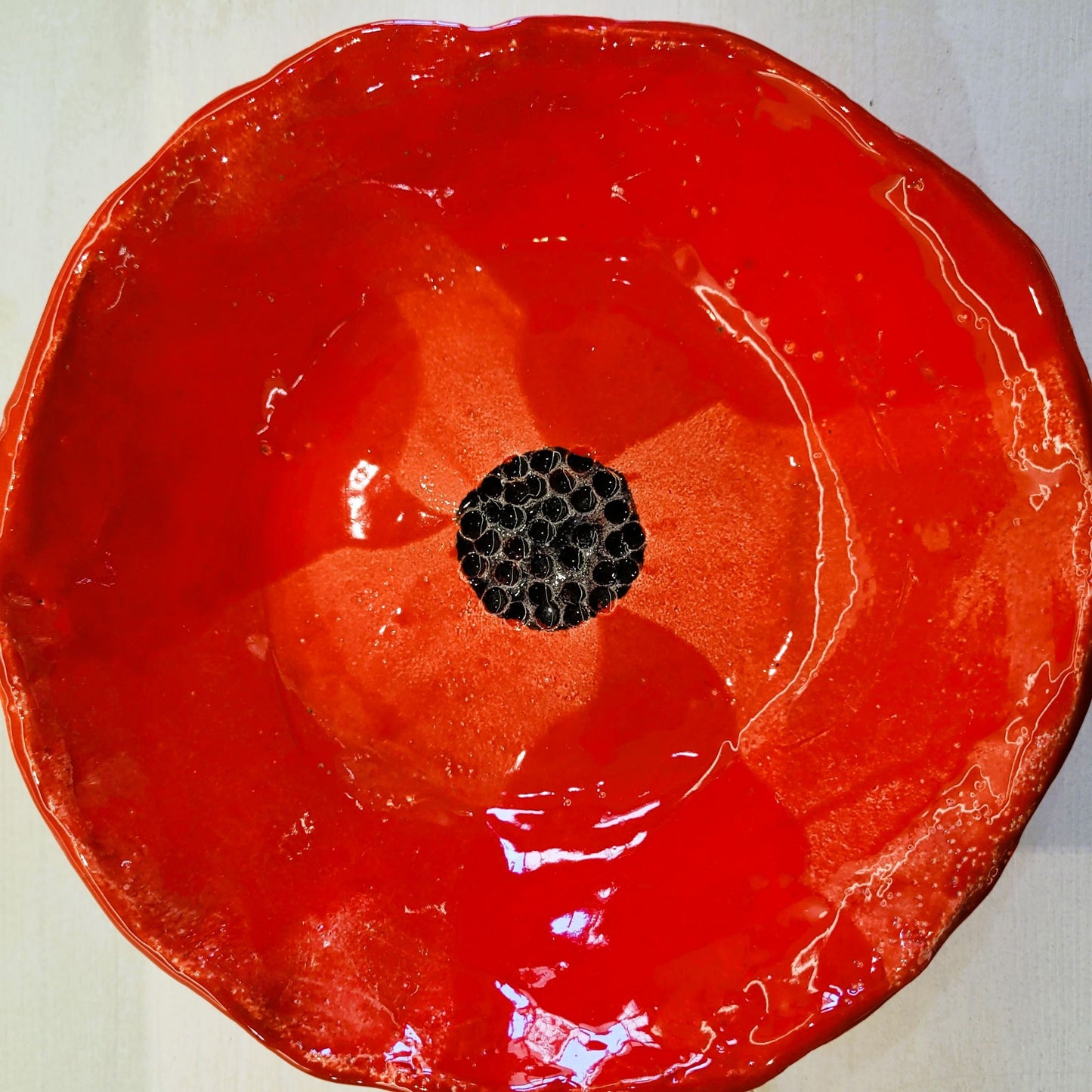 Coupelle Coquelicot en Grès Rouge : La Douceur des Petits Plats