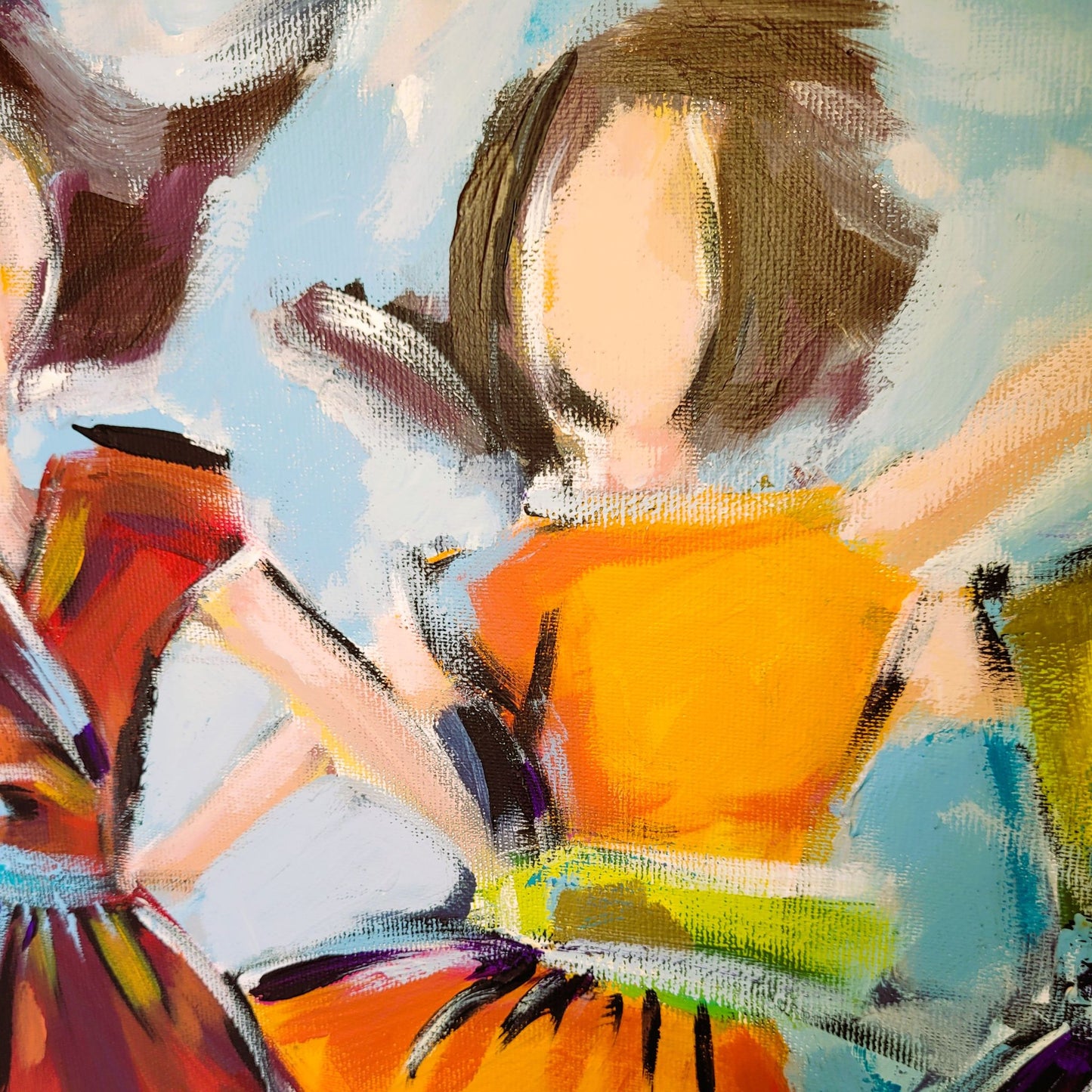 Défilé de Mode – Tableau figuratif coloré sur fond bleu ciel, 70×70 cm