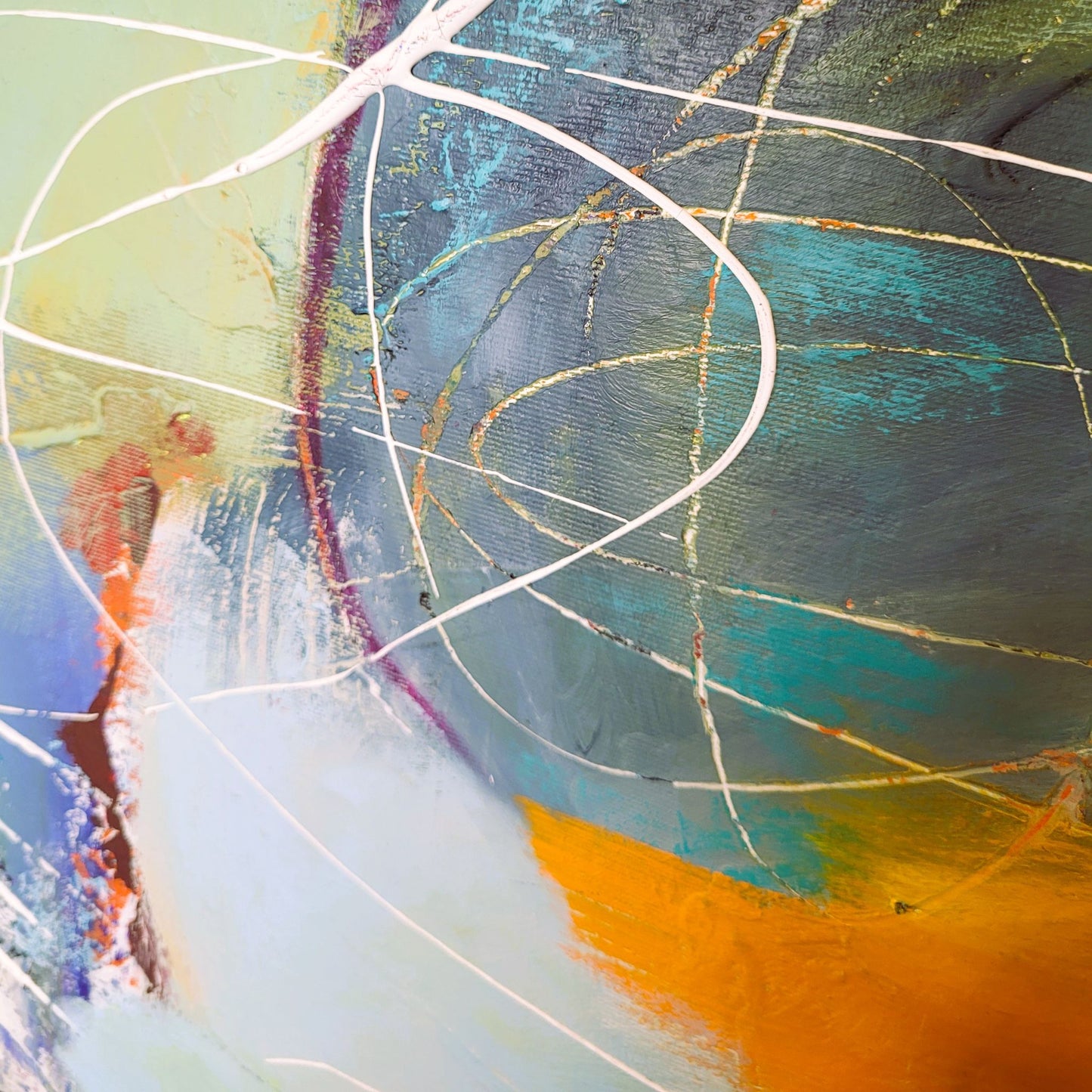 Univers Unique – Tableau abstrait gris-bleu et orange, 81×100 cm