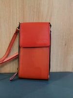 Le-Grenier-du-Marais-Pochette-telephone-Eva-rouge
