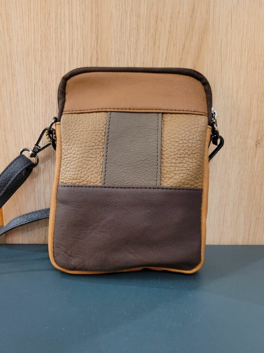 Le Grenier du Marais-Sac téléphone Henry(2)-Châtelaillon-Plage