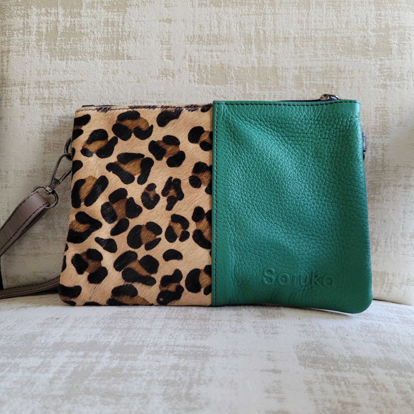 Sac en Cuir Miranda Soruka : Le Compact Chic et Engagé