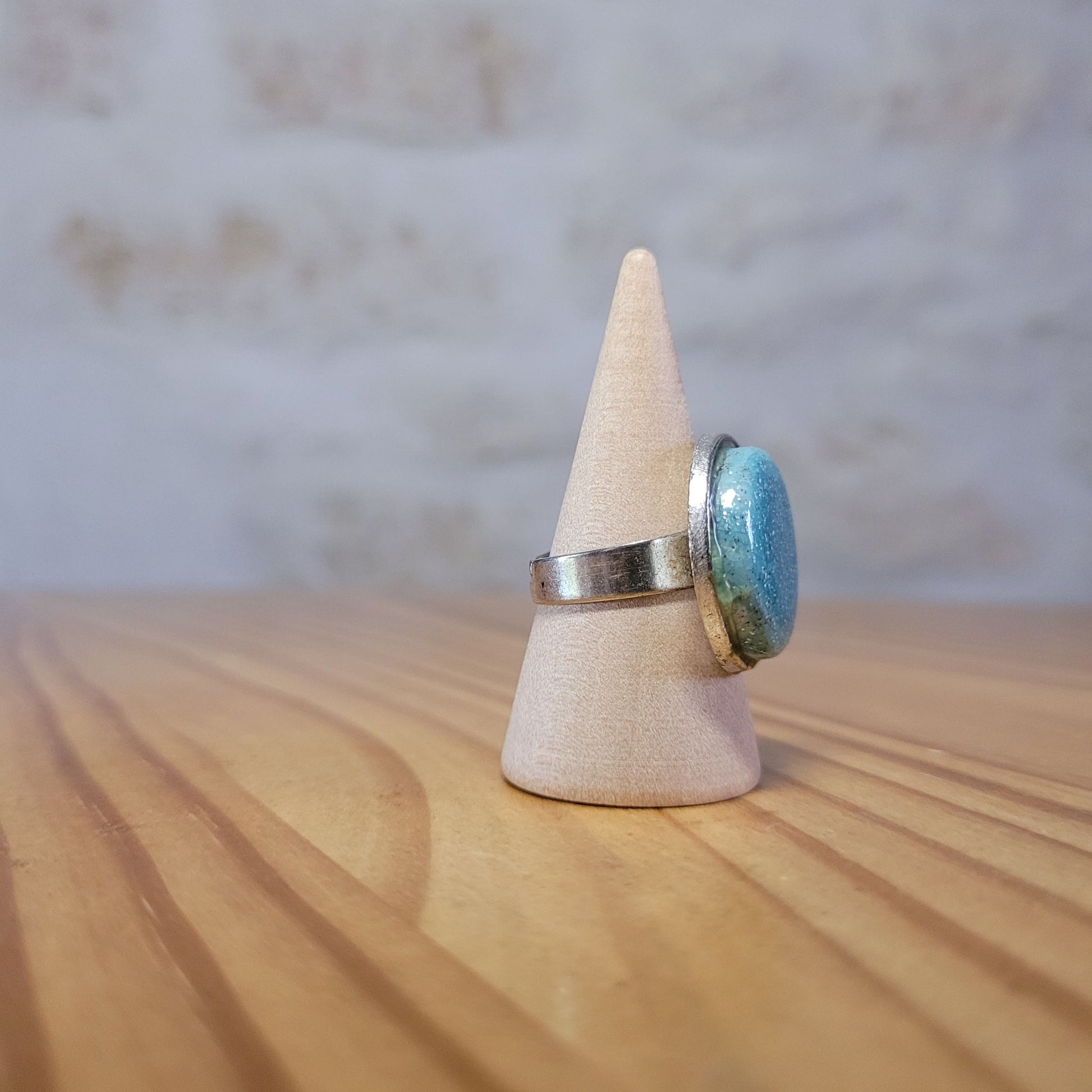 Le Grenier du Marais-Bague céramique artisanal bleue