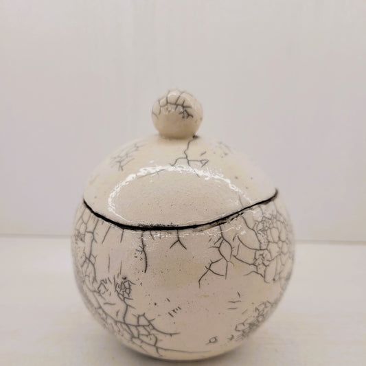 Boîte Ronde Raku Blanc ou Noir : L'Écrin à Secrets
