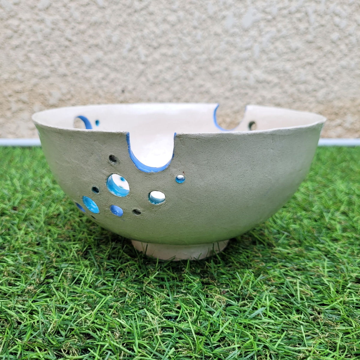 Le_Grenier_du_Marais-Coupe_a_fruits_bleue_ceramique