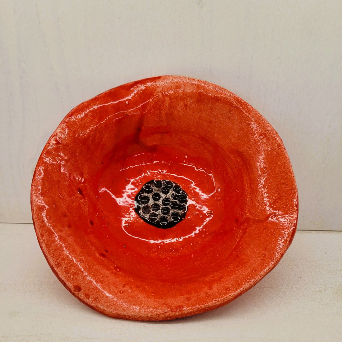Coupelle Coquelicot en Grès Rouge : La Douceur des Petits Plats