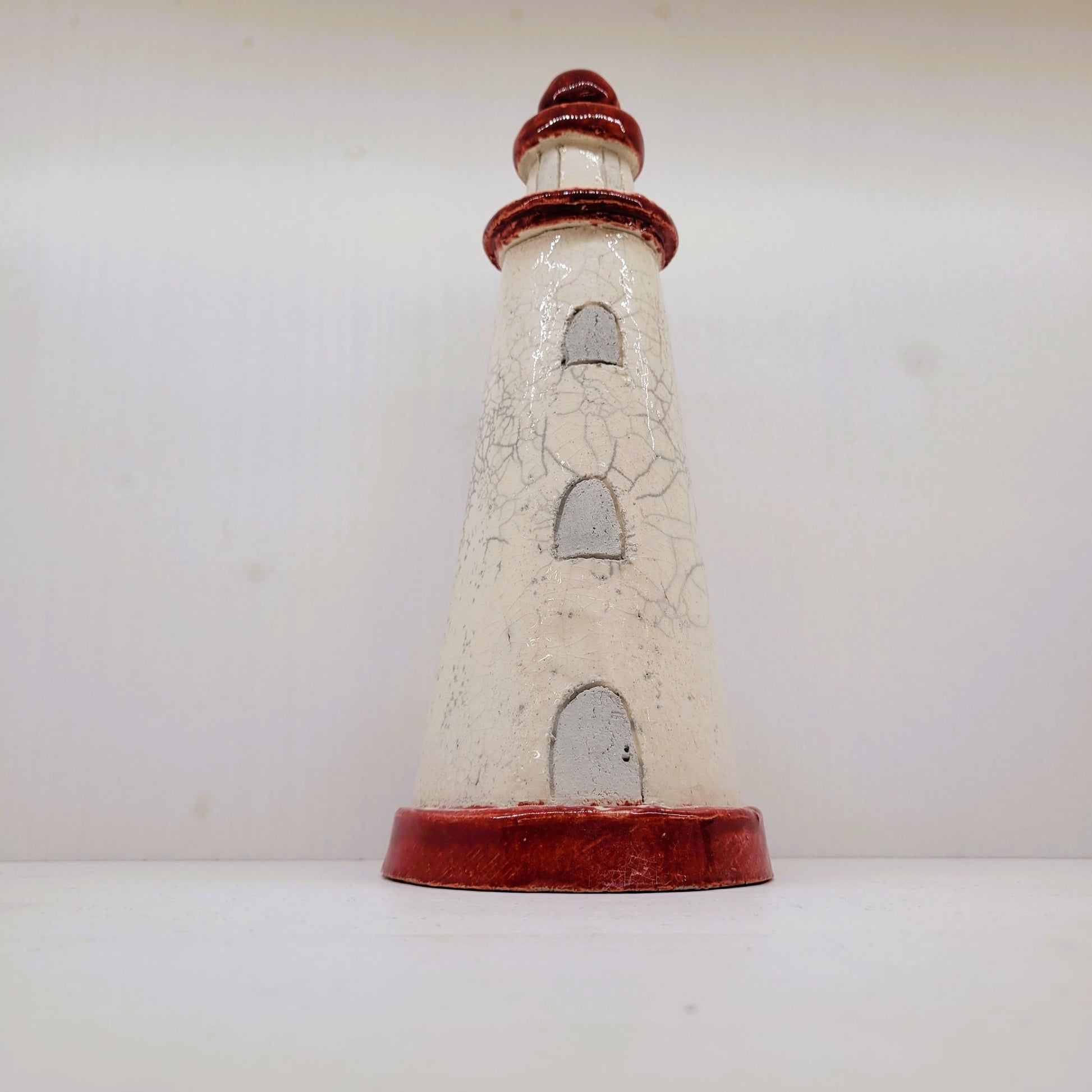 Le_Grenier_du_Marais-Phare_raku