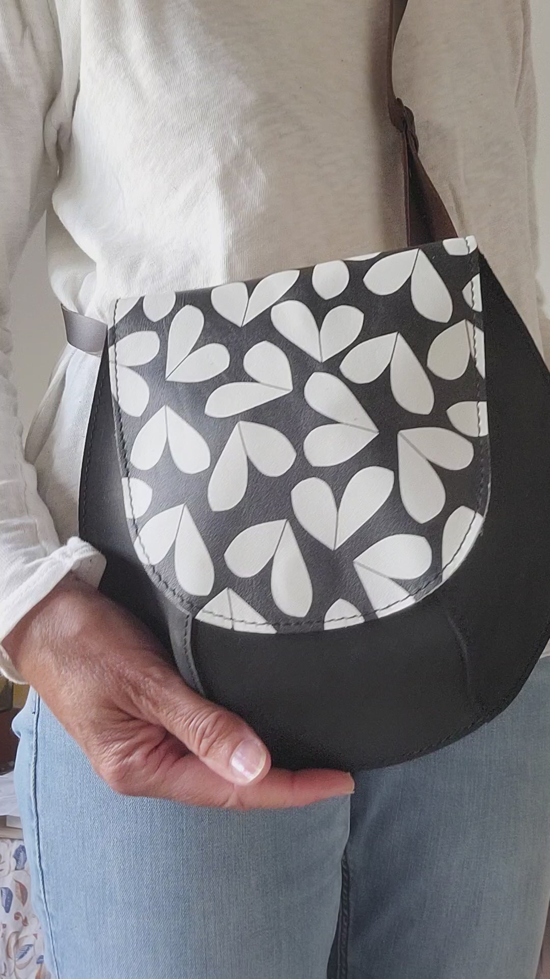 Le Grenier du Marais-Sac cuir Luna noir et blanc