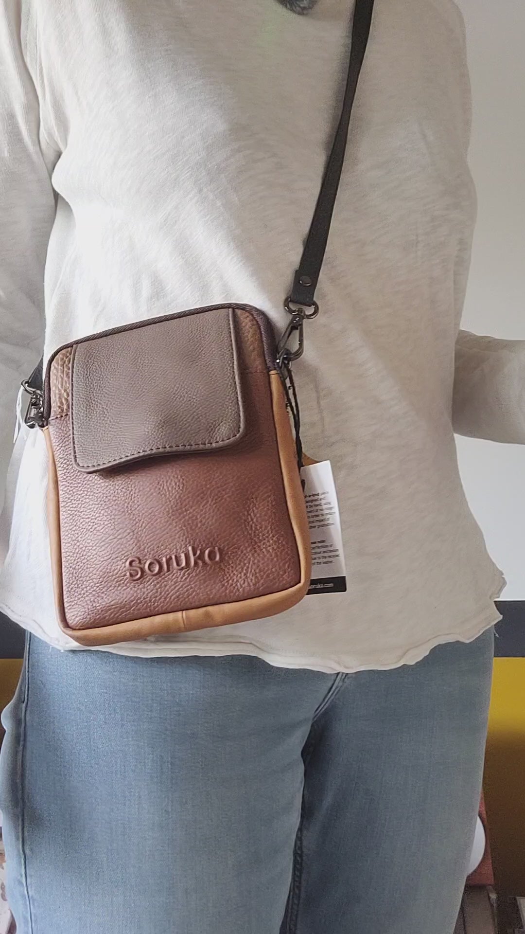Le Grenier du Marais-Pochette cuir marron homme