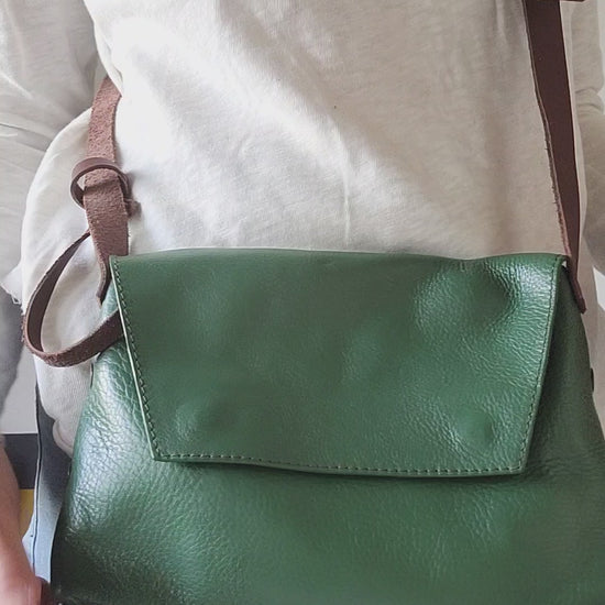 Le Grenier du Marais-Sac cuir Biwé vert