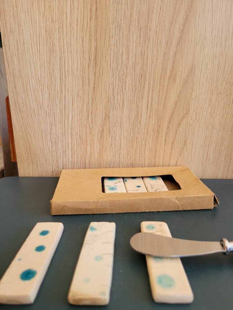 Le Grenier du Marais-Porte-couteaux raku-Châtelaillon-Plage