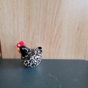 Le Grenier du Marais-Poule mini noire2-Châtelaillon-Plage