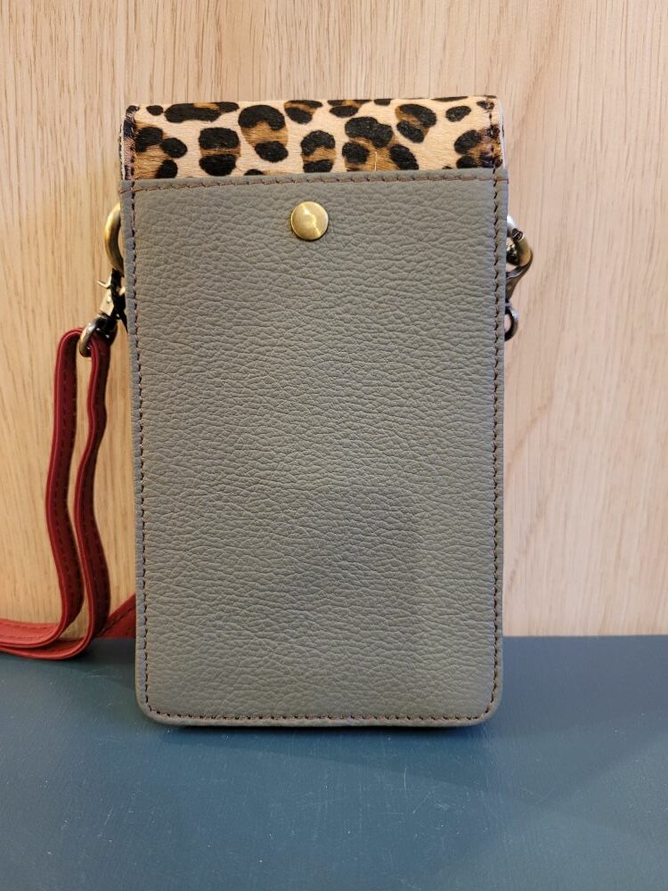 Pochette Téléphone GIA bleu marine SORUKA : L'Élégance Éthique au Quotidien – Image 2